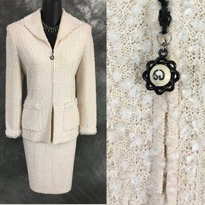 BEAUTIFUL St John collection knit white cream jacket skirt suit size 2